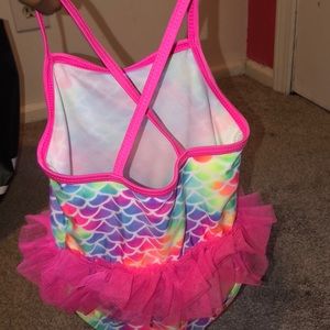 Girls one piece swim suit